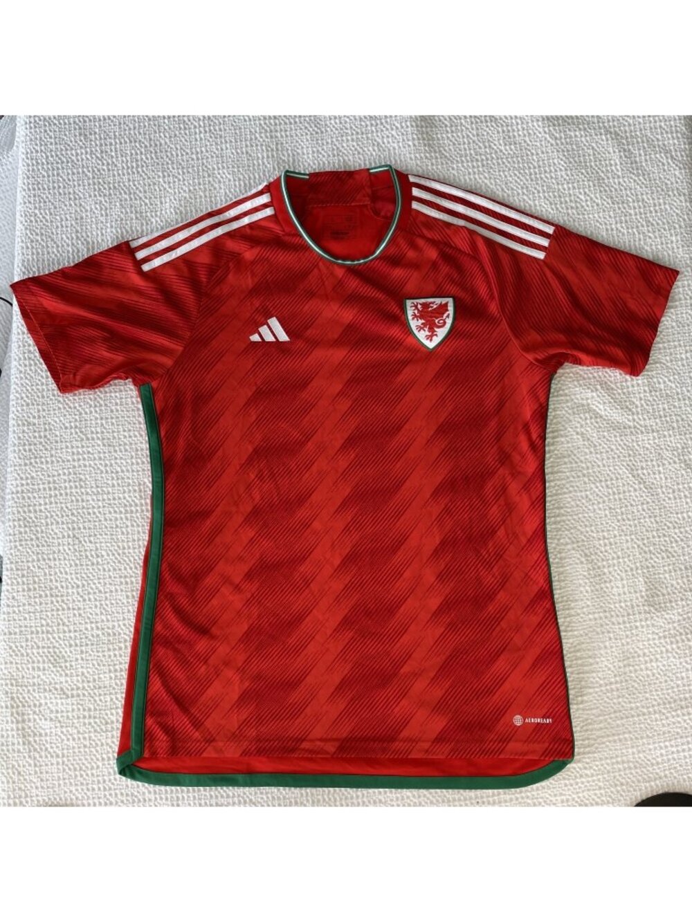 WALES 2022 2023 NATIONAL TEAM FOOTBALL SHIRT SOCCER JERSEY SIZE MENS L RED
